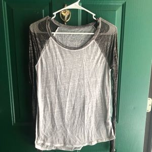 Aéropostale raglan shirt